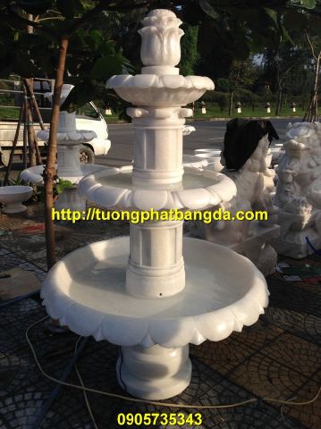 Đài phun nước bằng đá