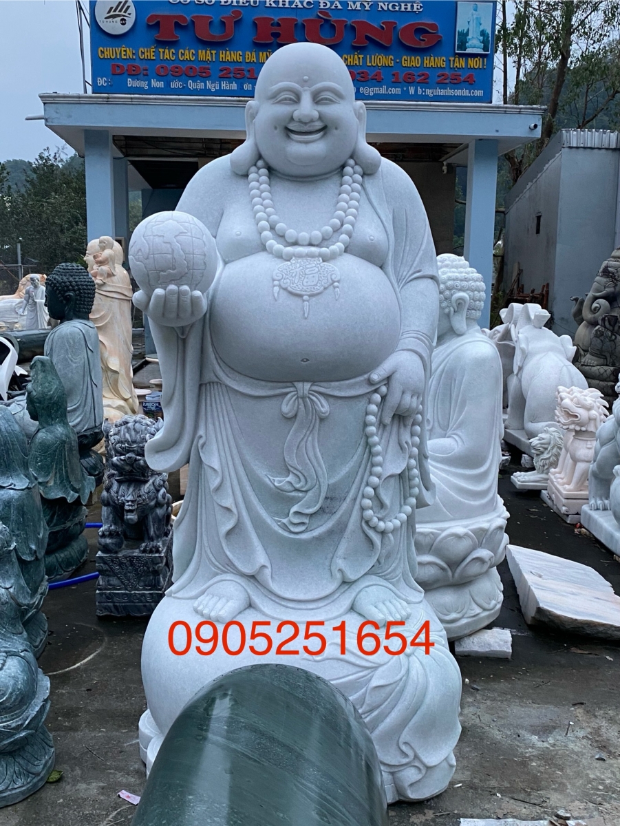 Tượng Phật di lặc bằng đá nguyên khối