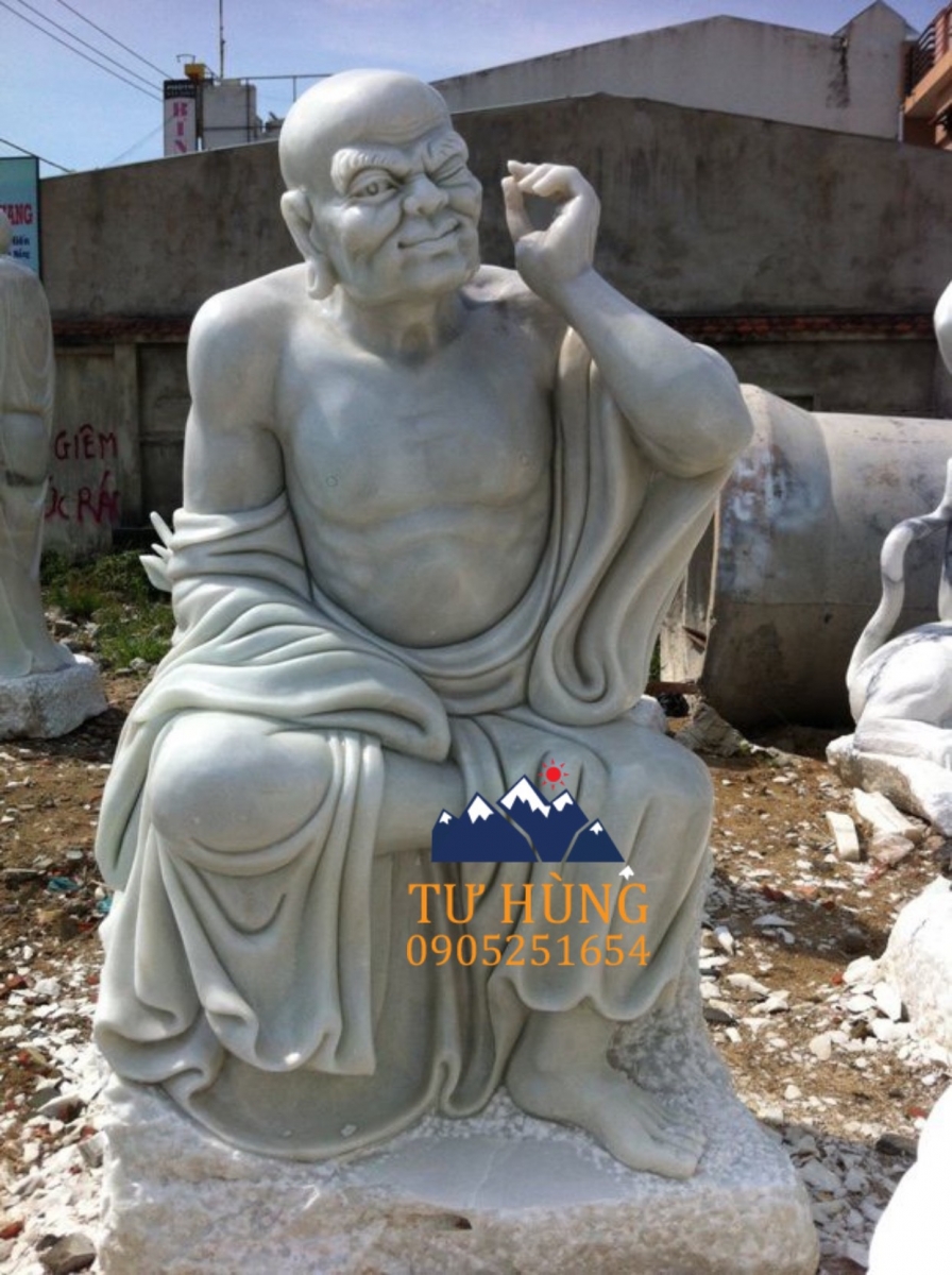 tượng la hán đá nguyên khối