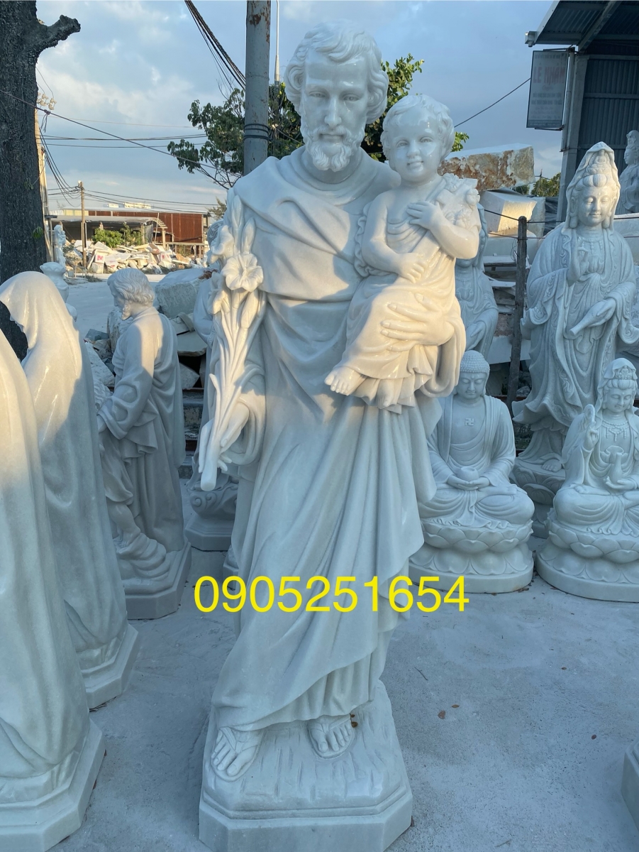 Tượng Thánh Giuse bế chúa đá cẩm thạch