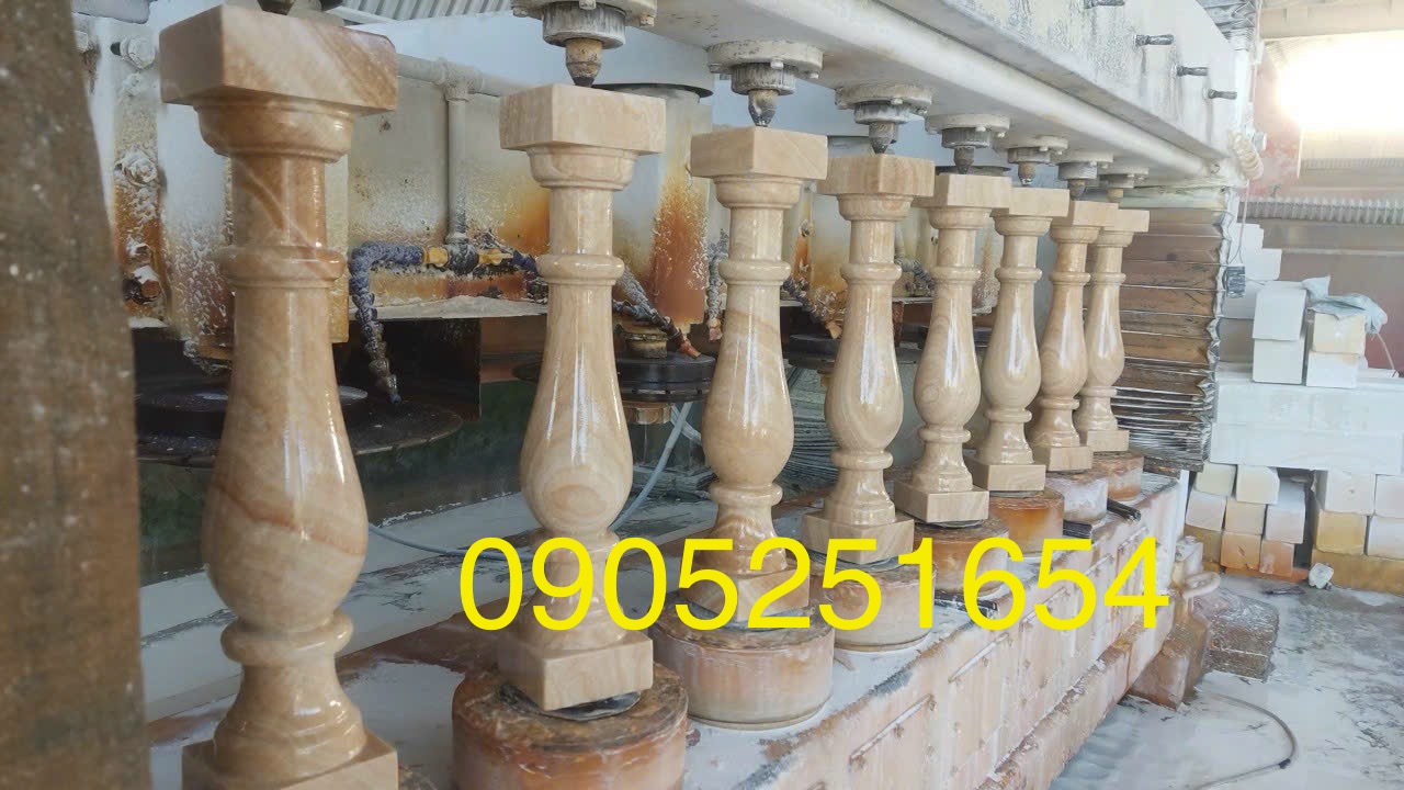 con tiện đá nguyên khối