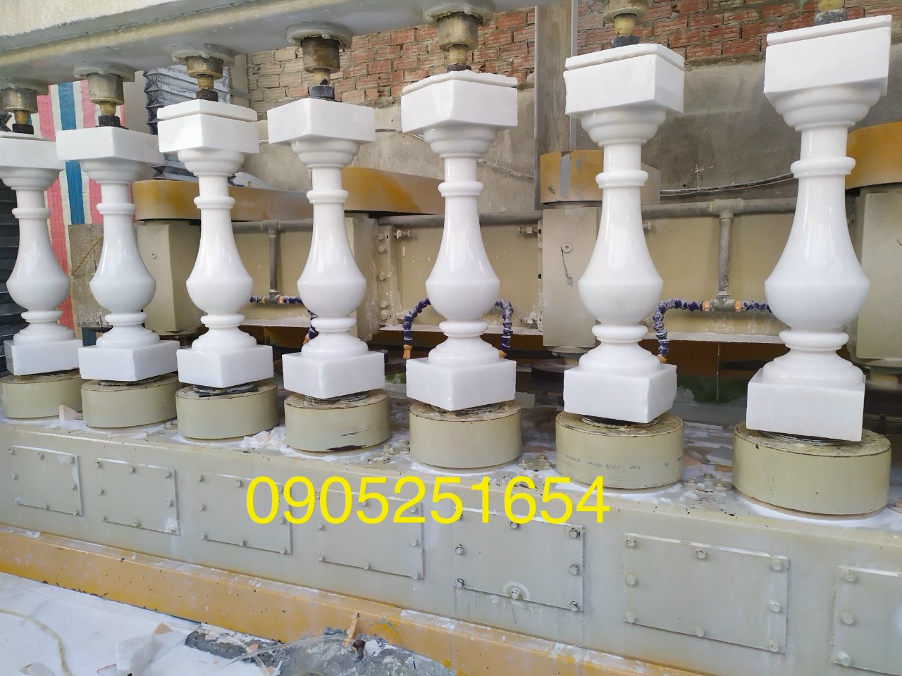lộc bình đá nguyên khối