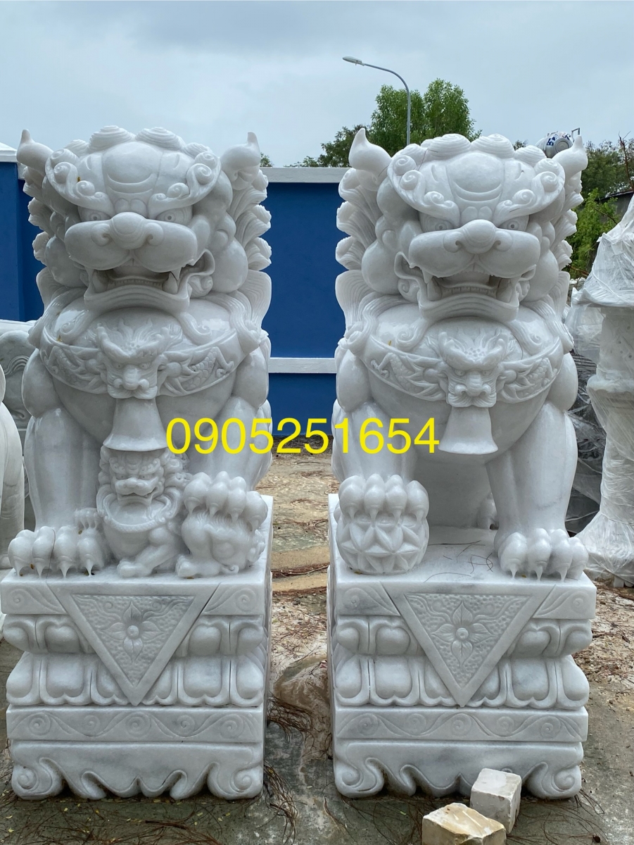 Tượng kì lân đá