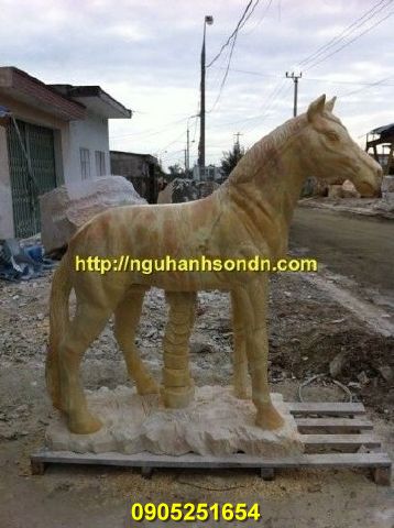 tượng ngựa đá ngũ hành sơn
