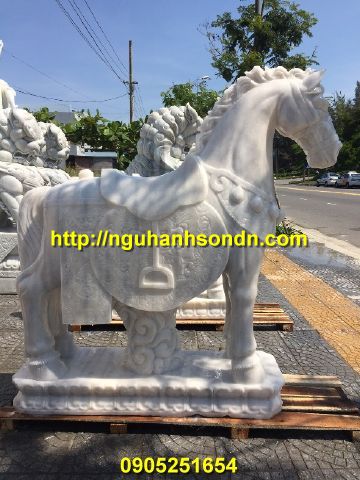 Tượng ngựa thờ đá ngũ hành sơn