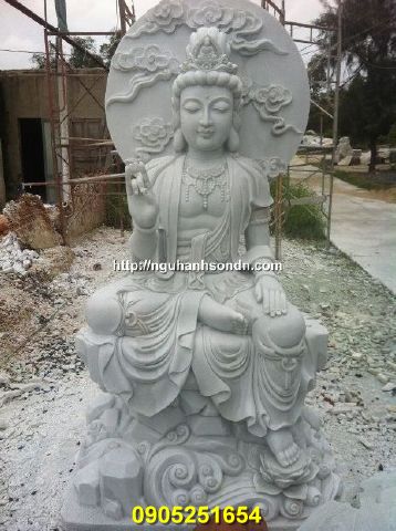 Tượng Phật Quan Âm tự tại đá nguyên khối