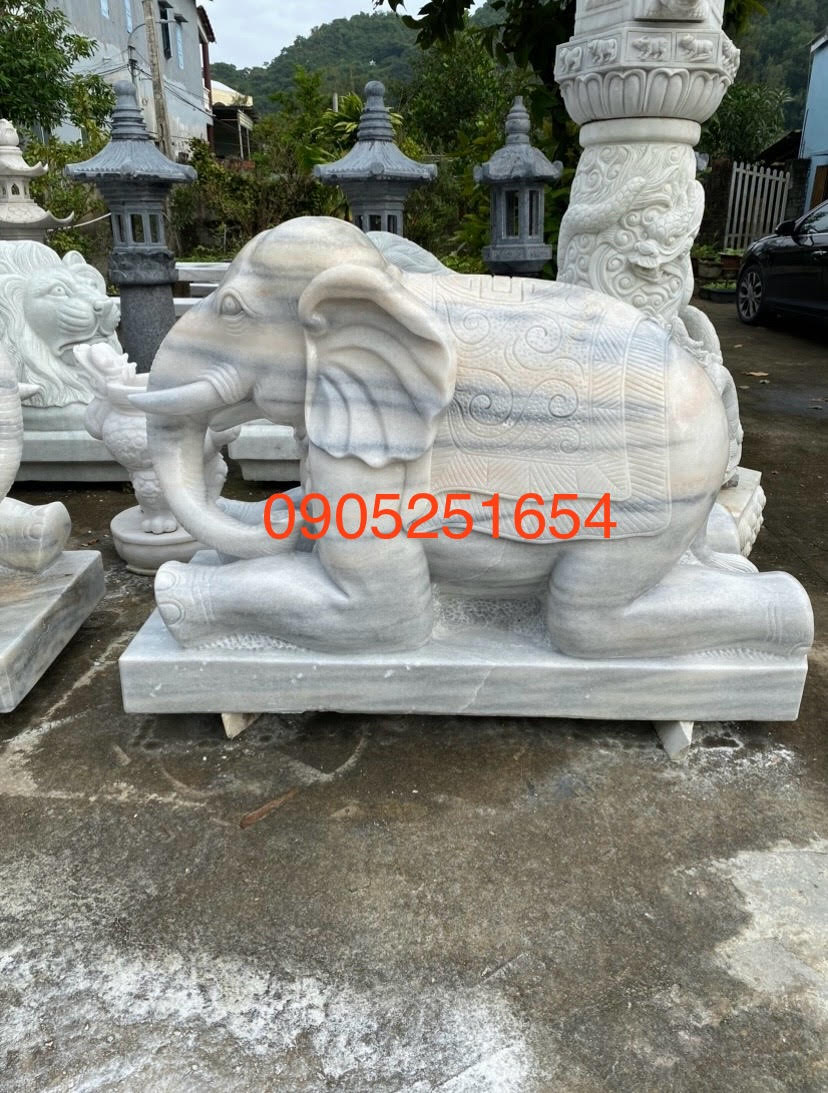 tượng voi quỳ đá nguyên khối